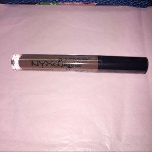 NYX Lip Lingerie
